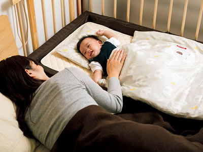 専用　Ezebaby ベッドサイドベッド OD-B6 ベビーベッド 添い寝 Amazon.co.jp: Ezebaby ベビーベッド 添い寝 水平に揺れる設計