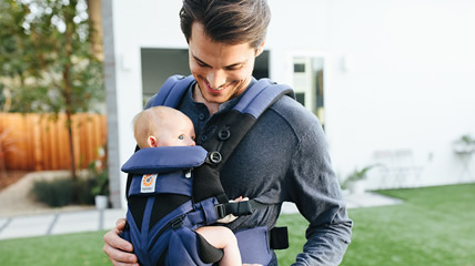 「エルゴベビー」ラインナップページはこちら