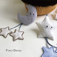 ファーストドレス ベビーラトル ティンカーベル