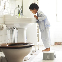 ベビービョルン ステップ